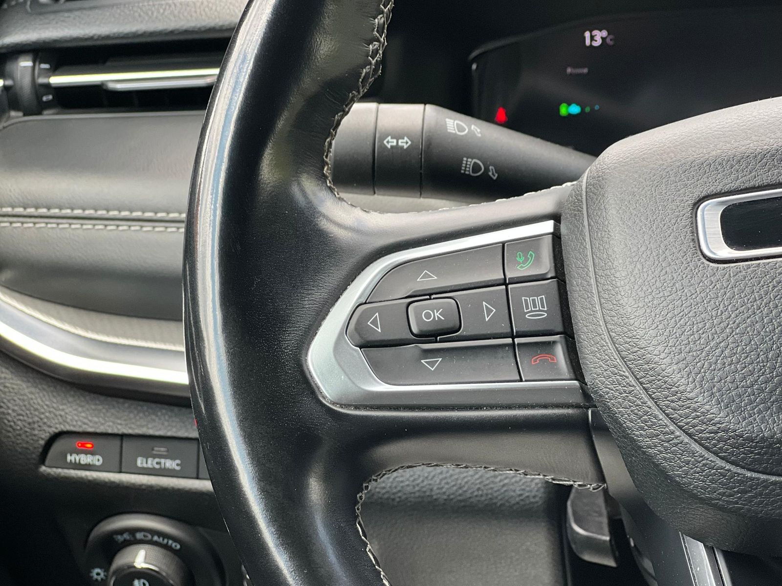 Jeep Compass 2022 1.3T 4xe AT6 PHEV S - foto 18
