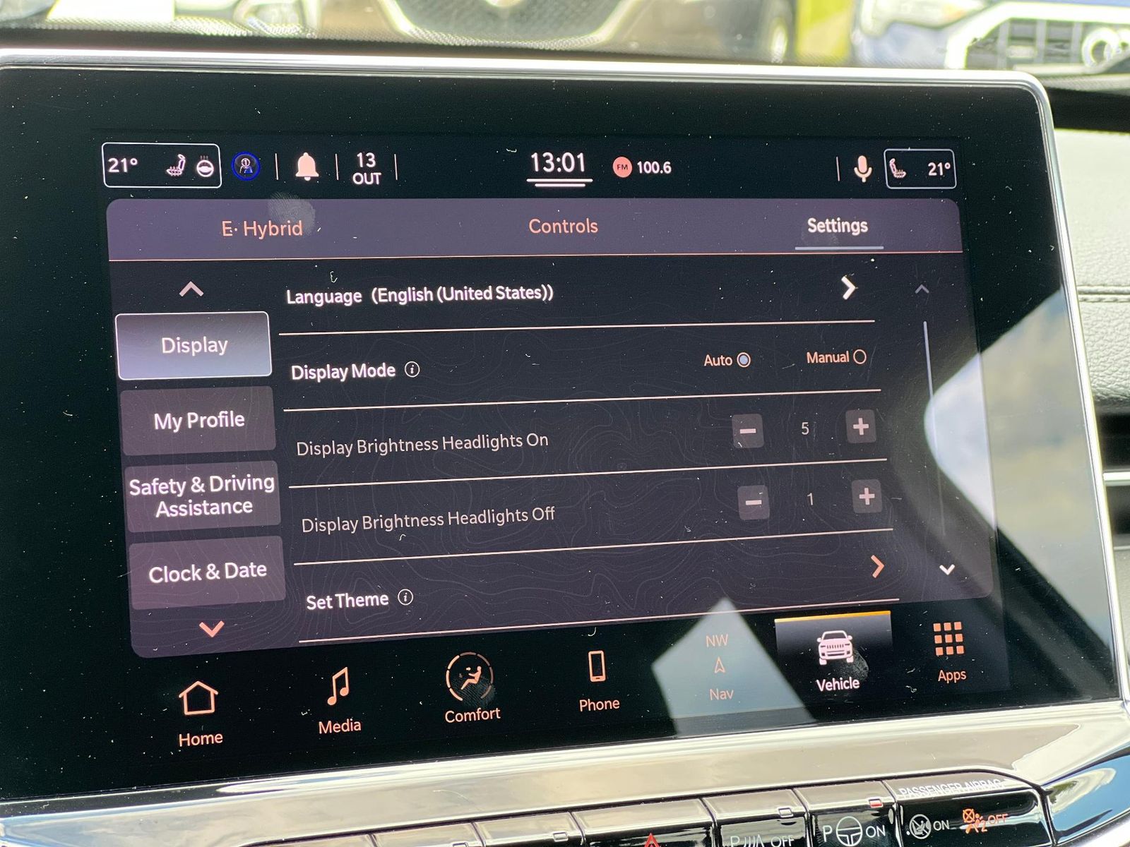 Jeep Compass 2022 1.3T 4xe AT6 PHEV S - foto 28