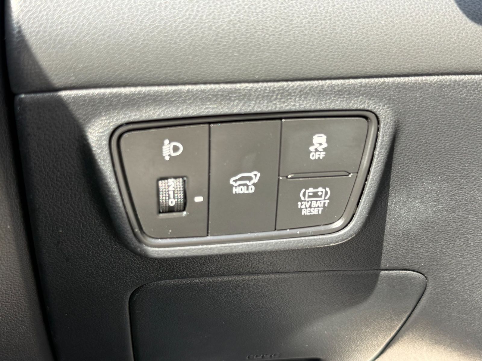 Hyundai TUCSON 2021 1.6 l 215 CP 4WD 6AT HEV Luxury - foto 29