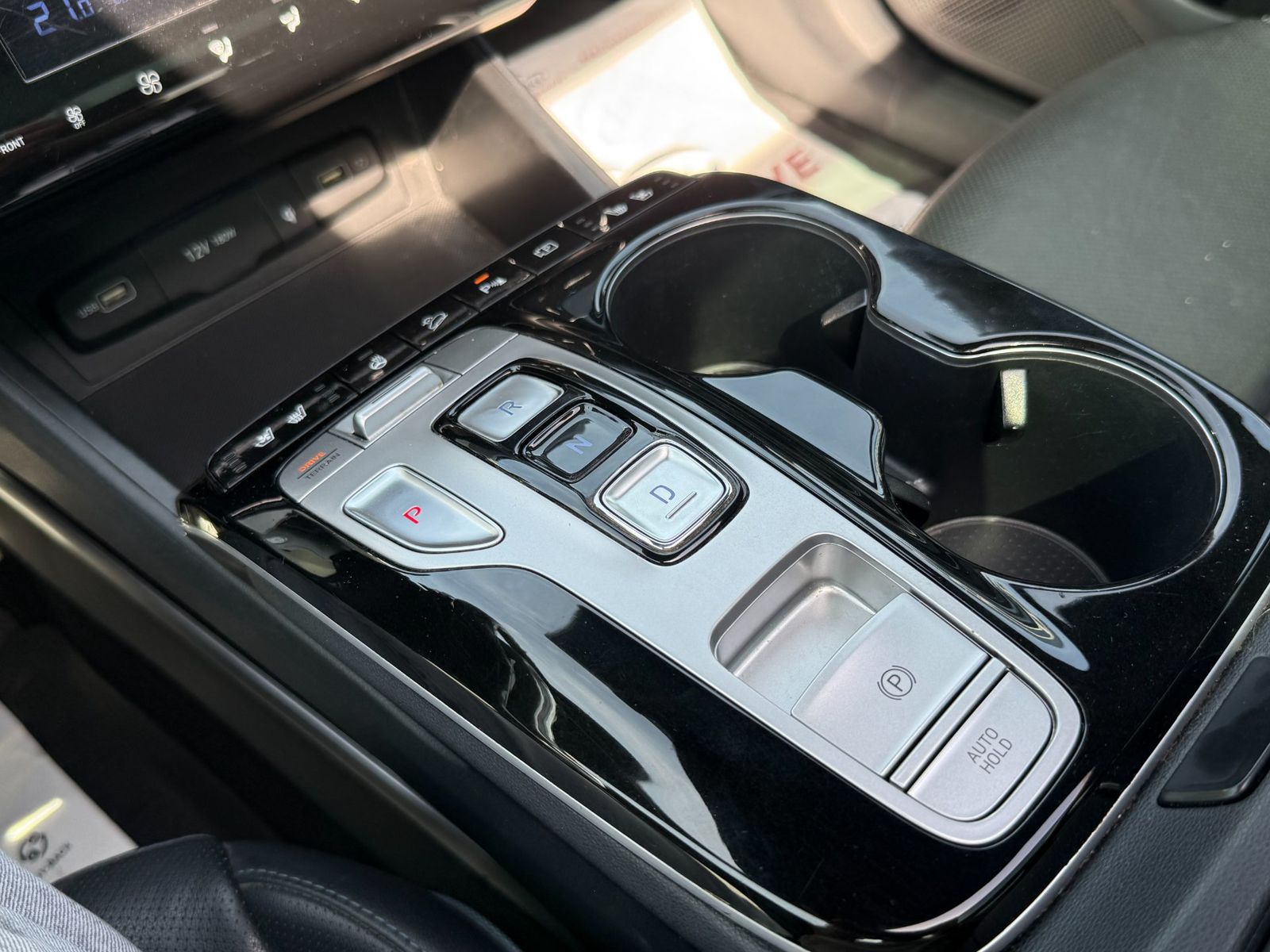 Hyundai TUCSON 2021 1.6 l 215 CP 4WD 6AT HEV Luxury - foto 33