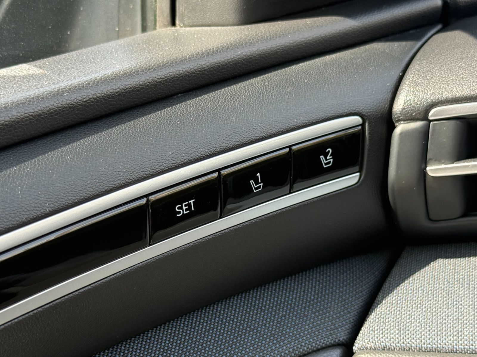 Hyundai TUCSON 2021 1.6 l 215 CP 4WD 6AT HEV Luxury - foto 36