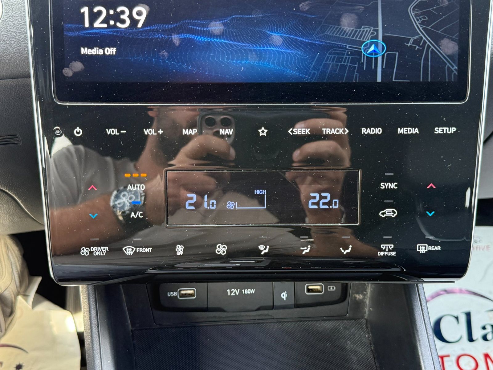 Hyundai TUCSON 2021 1.6 l 215 CP 4WD 6AT HEV Luxury - foto 37