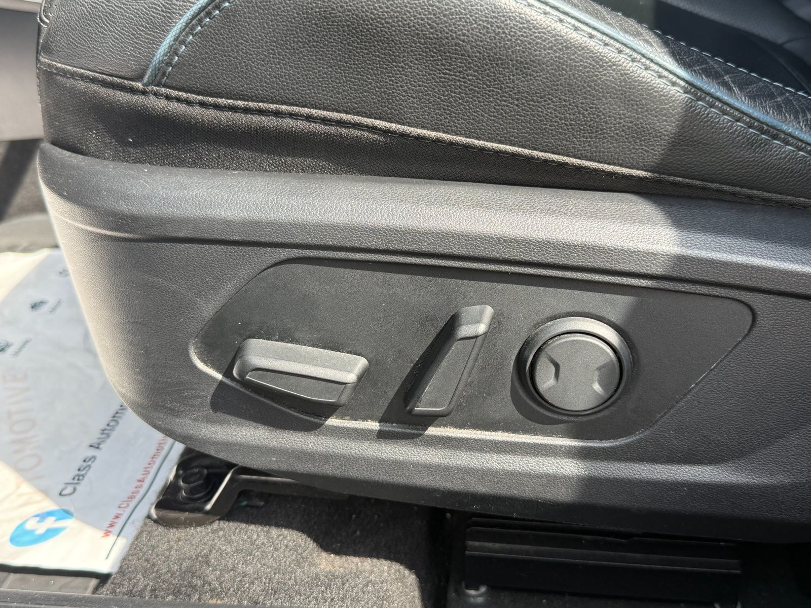 Hyundai TUCSON 2021 1.6 l 215 CP 4WD 6AT HEV Luxury - foto 14