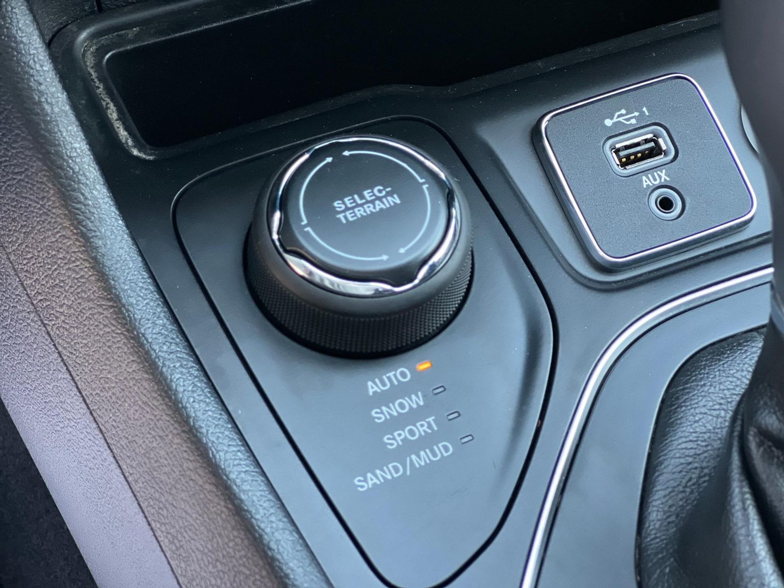 Jeep Cherokee 2019 2.2 MJet AWD ACTIVE DRIVE I AT9 Limited - foto 26