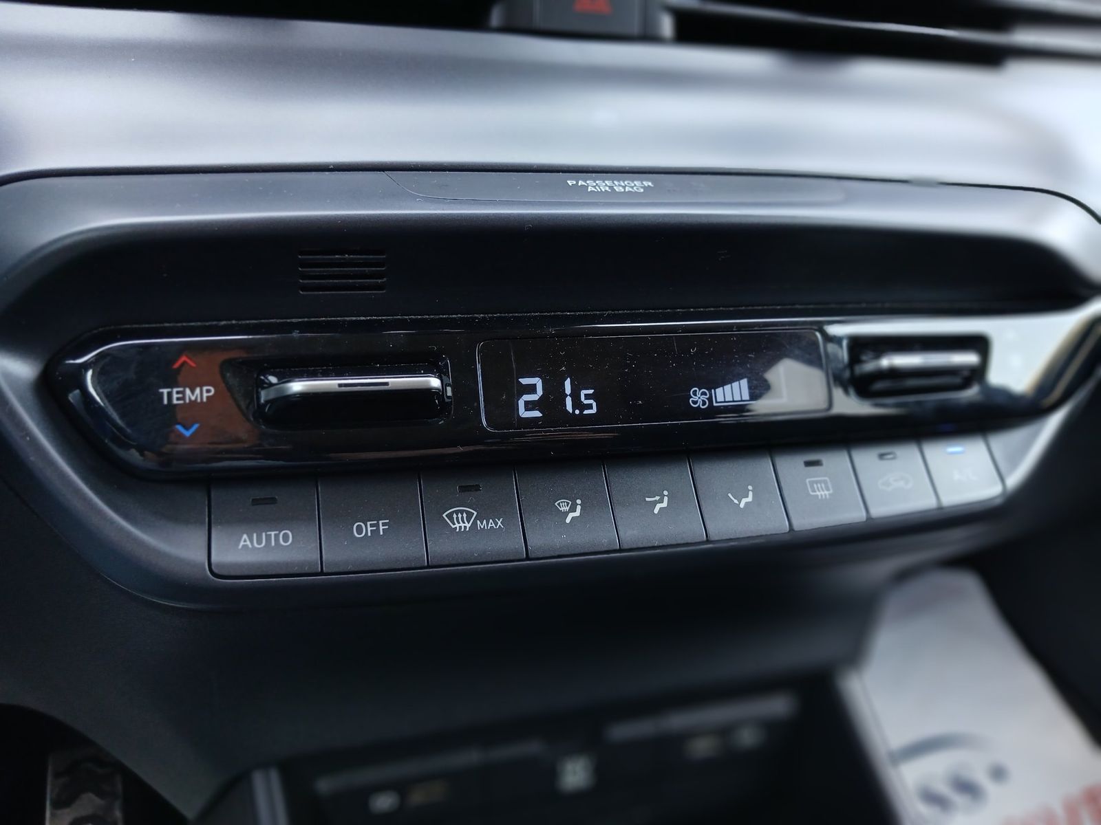 Hyundai BAYON 2024 1.0 T-GDI M-Hybrid 100 CP 7DCT Led Line - foto 16