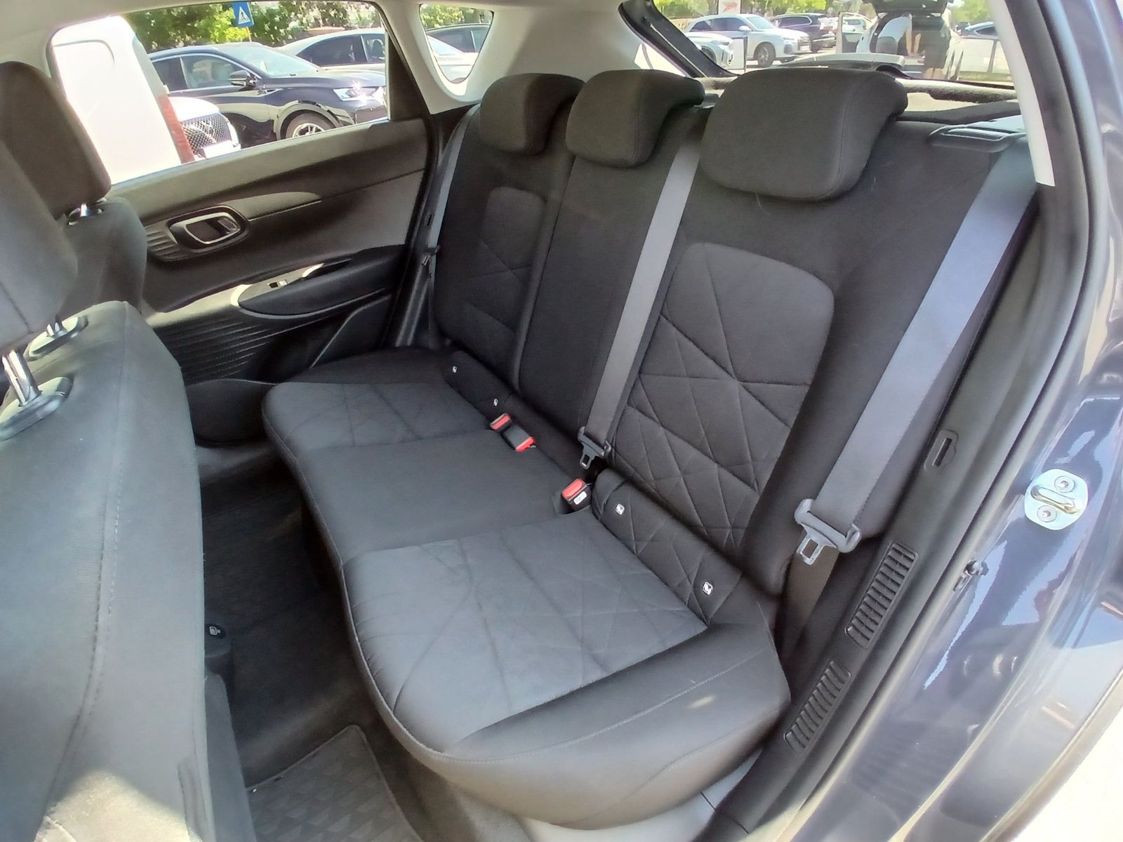 Hyundai BAYON 2024 1.0 T-GDI M-Hybrid 100 CP 7DCT Led Line - foto 22