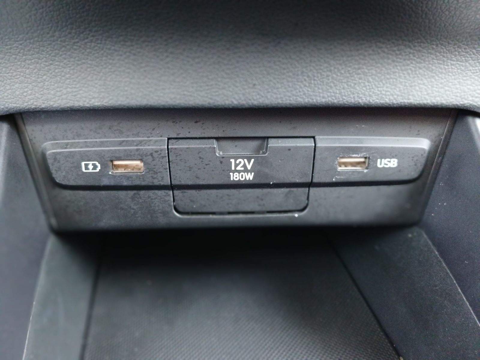 Hyundai BAYON 2024 1.0 T-GDI M-Hybrid 100 CP 7DCT Led Line - foto 17