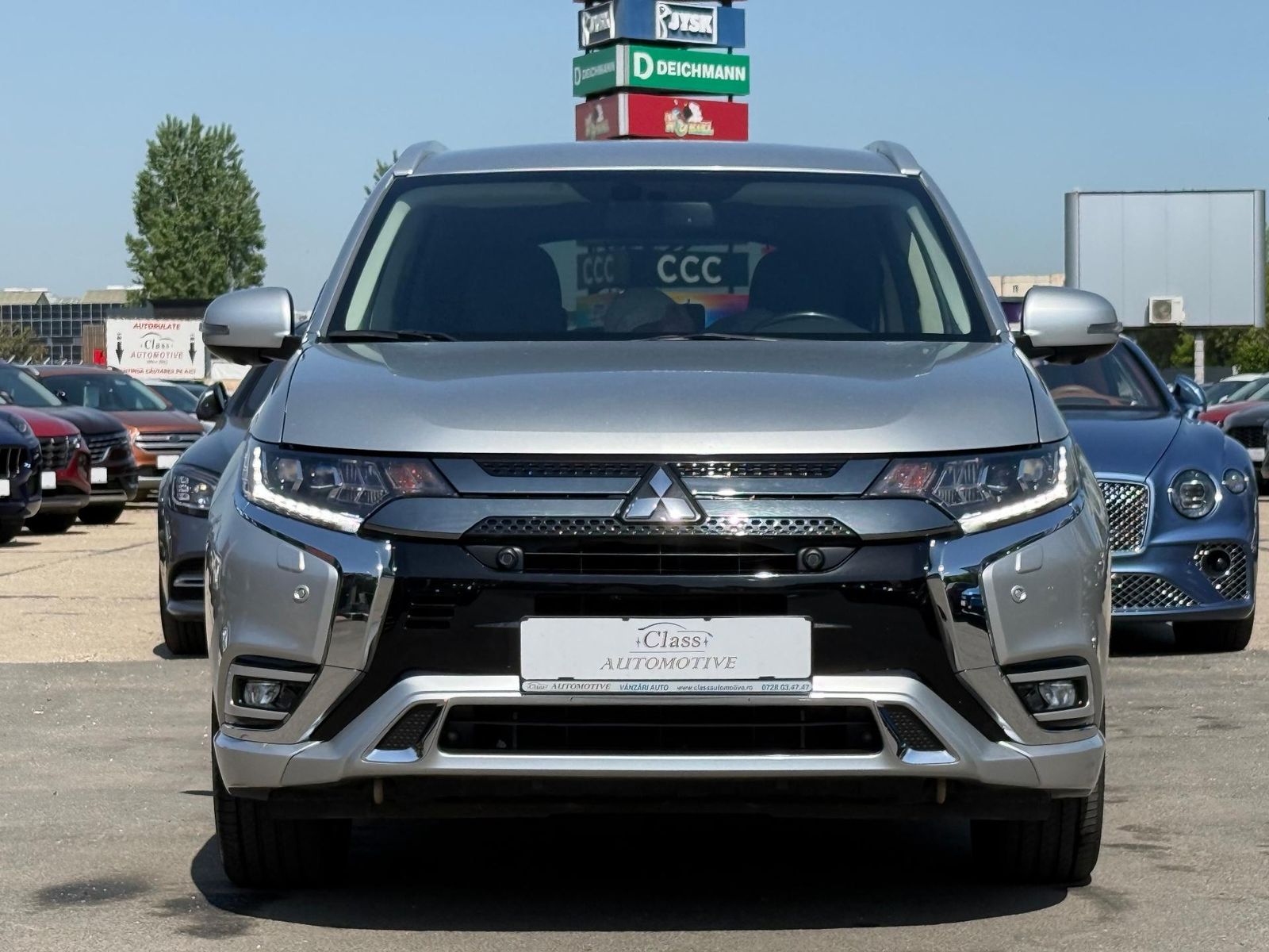 Mitsubishi Outlander 2020 - foto 2