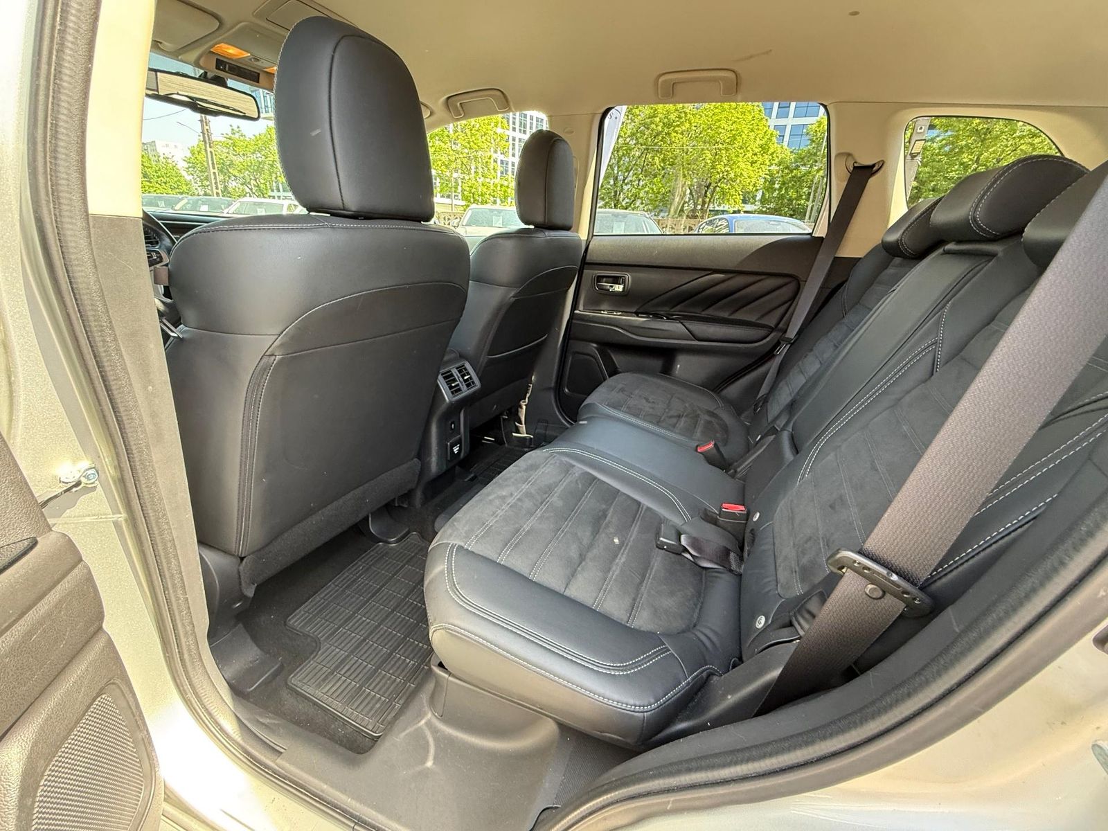 Mitsubishi Outlander 2020 - foto 6