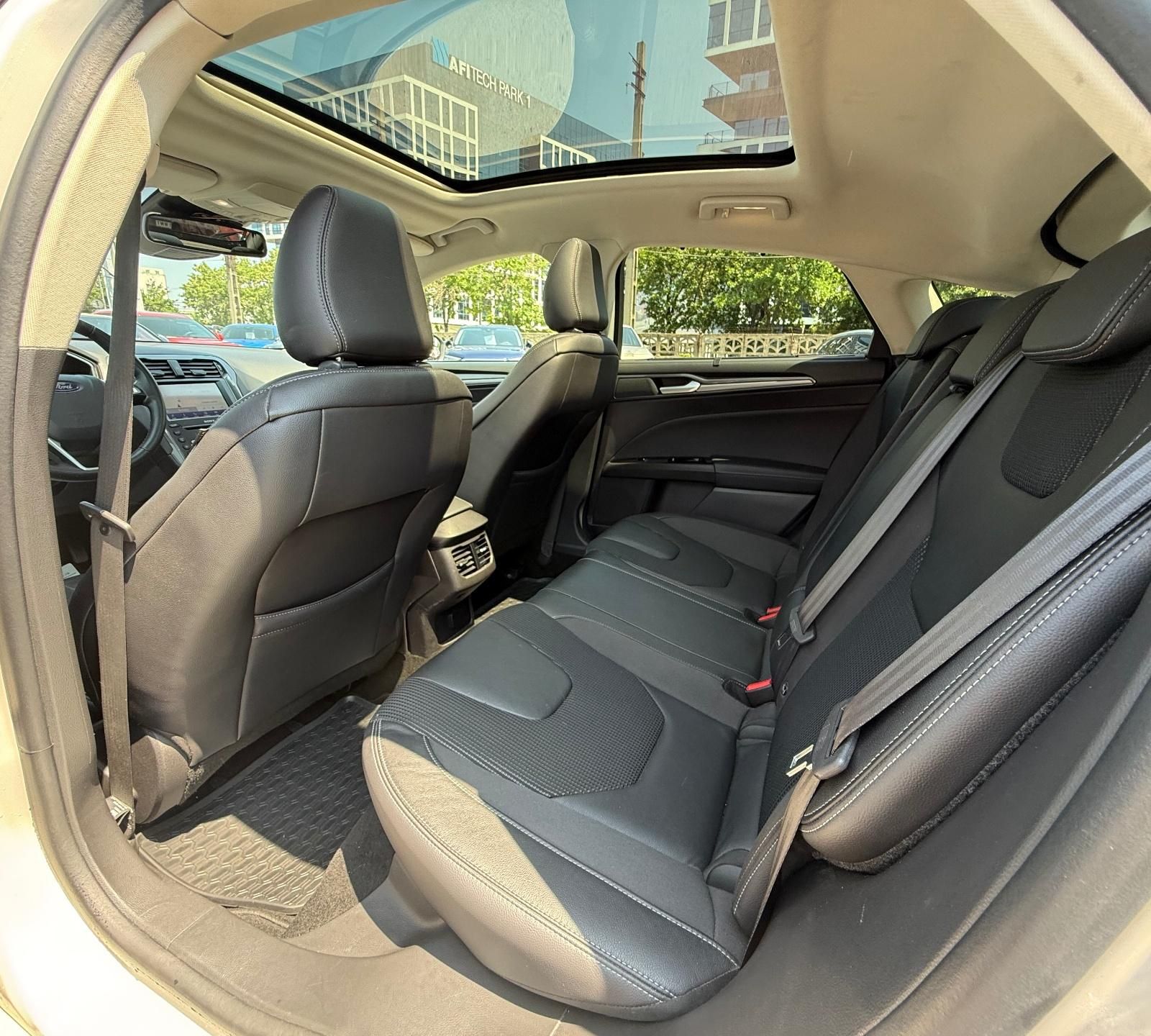Ford Mondeo Titanium 1.5 Benzina 165 CPSerie sasiu: WF0EXXWPCEKS25248 - foto 9