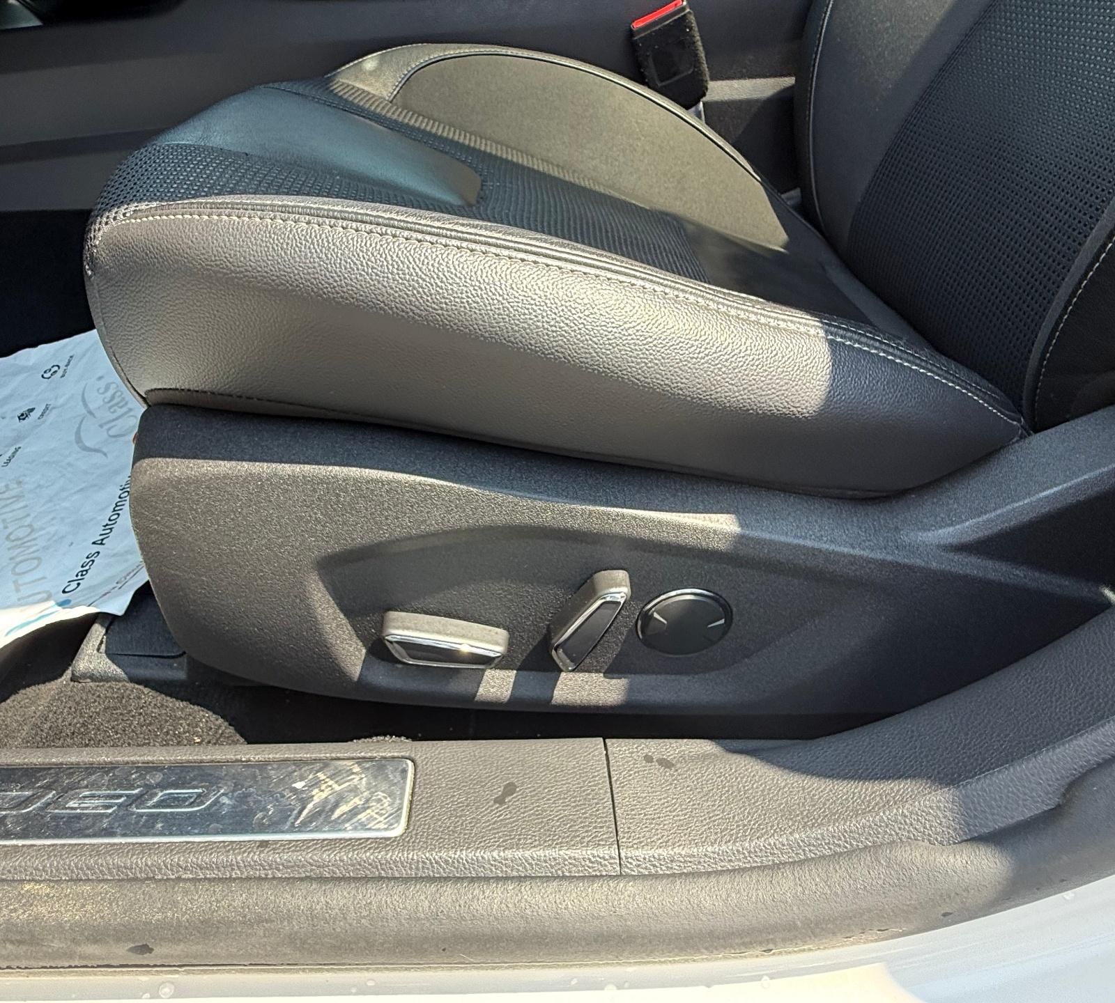 Ford Mondeo Titanium 1.5 Benzina 165 CPSerie sasiu: WF0EXXWPCEKS25248 - foto 30