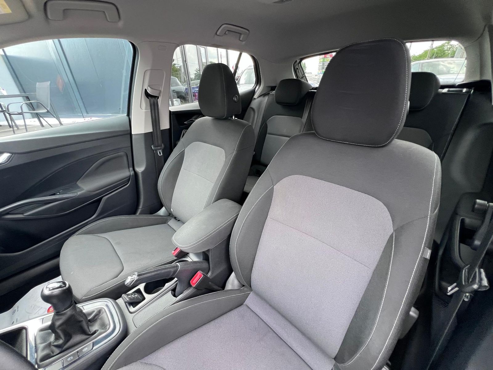 Skoda Fabia 2023 1.0 MPI 80 CP Essence - foto 8