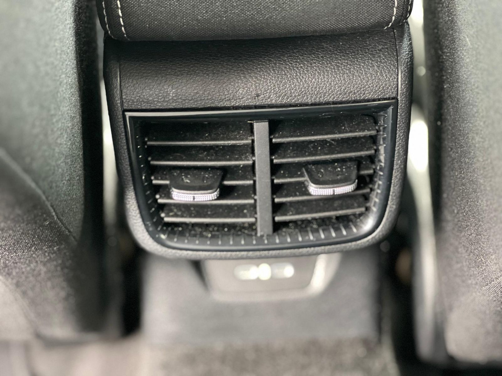Skoda Fabia 2023 1.0 MPI 80 CP Essence - foto 19