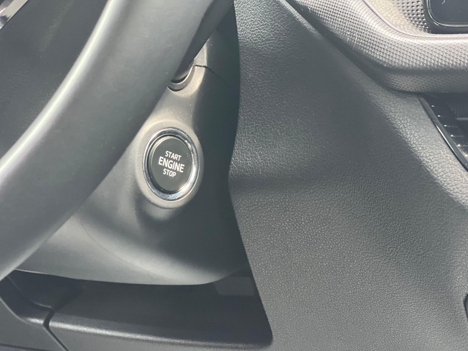 Skoda Fabia 2023 1.0 MPI 80 CP Essence - foto 20