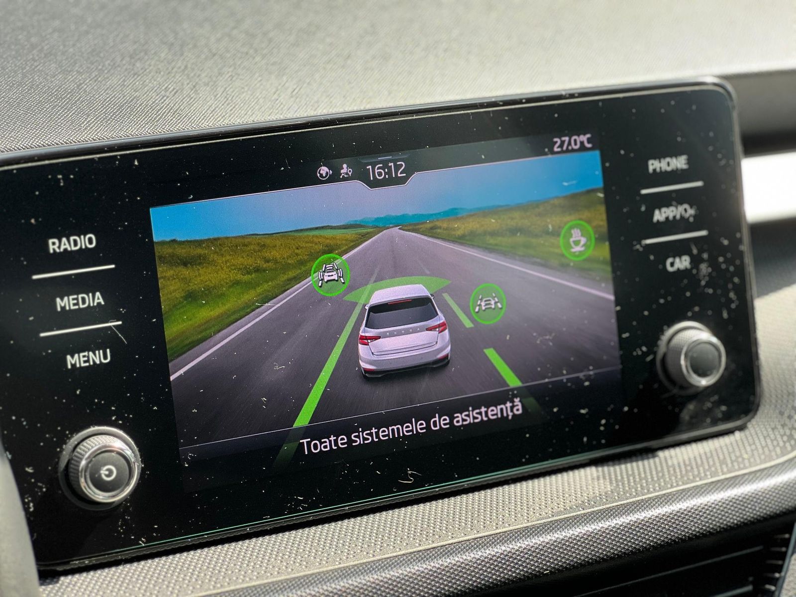 Skoda Fabia 2023 1.0 MPI 80 CP Essence - foto 32