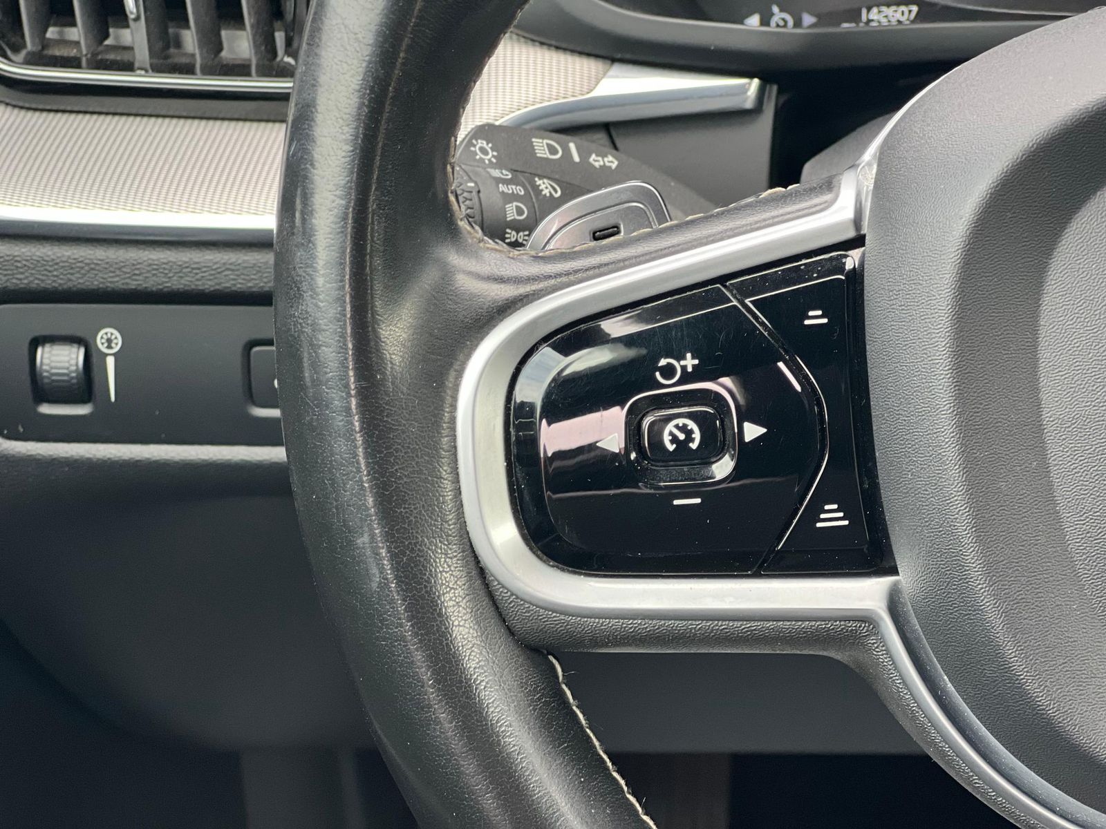 Volvo XC60 2020 D4 R-Design - foto 21