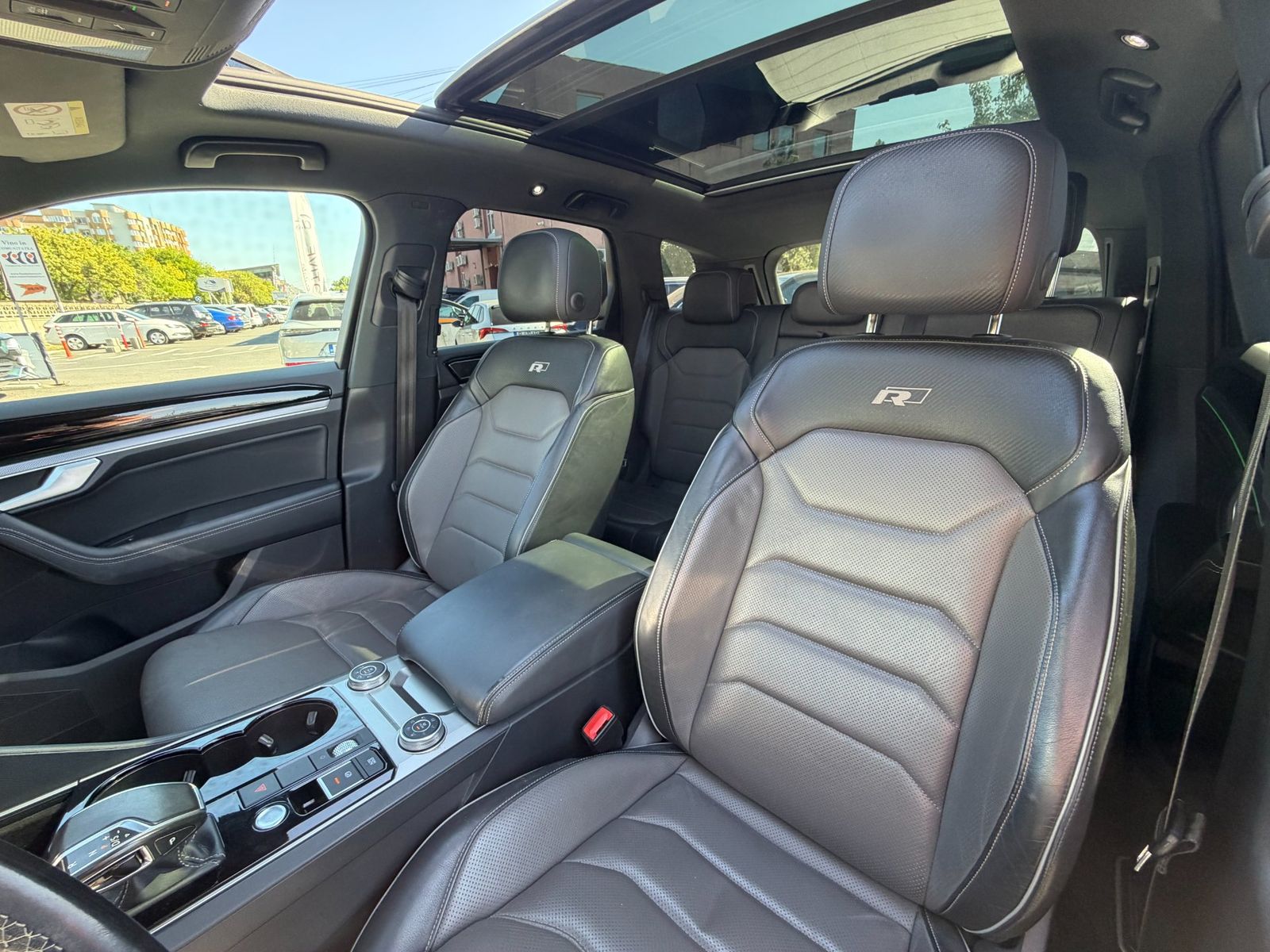 Volkswagen Touareg 2019 V6 TDI 4MOTION R-Line - foto 18
