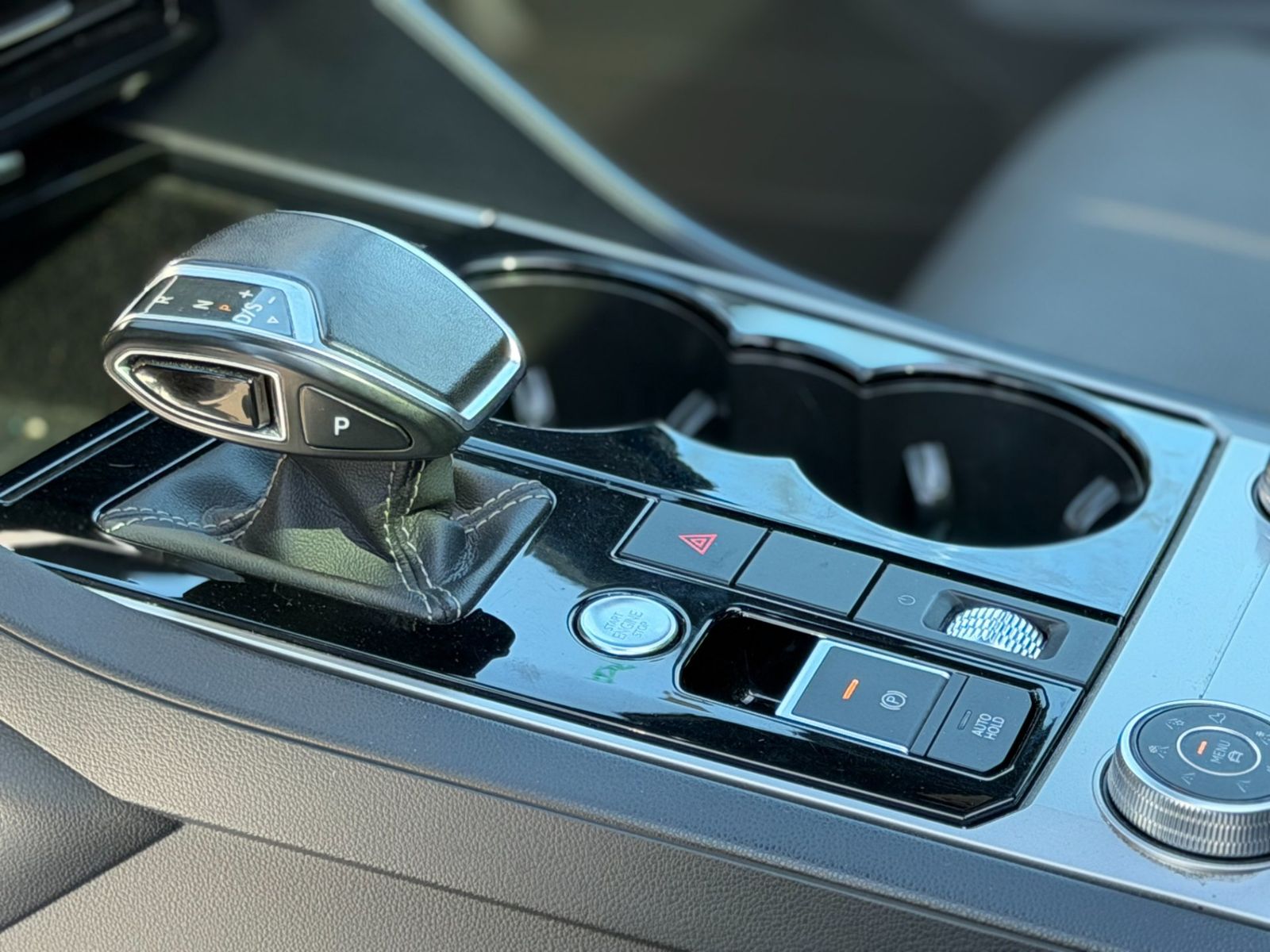 Volkswagen Touareg 2019 V6 TDI 4MOTION R-Line - foto 17
