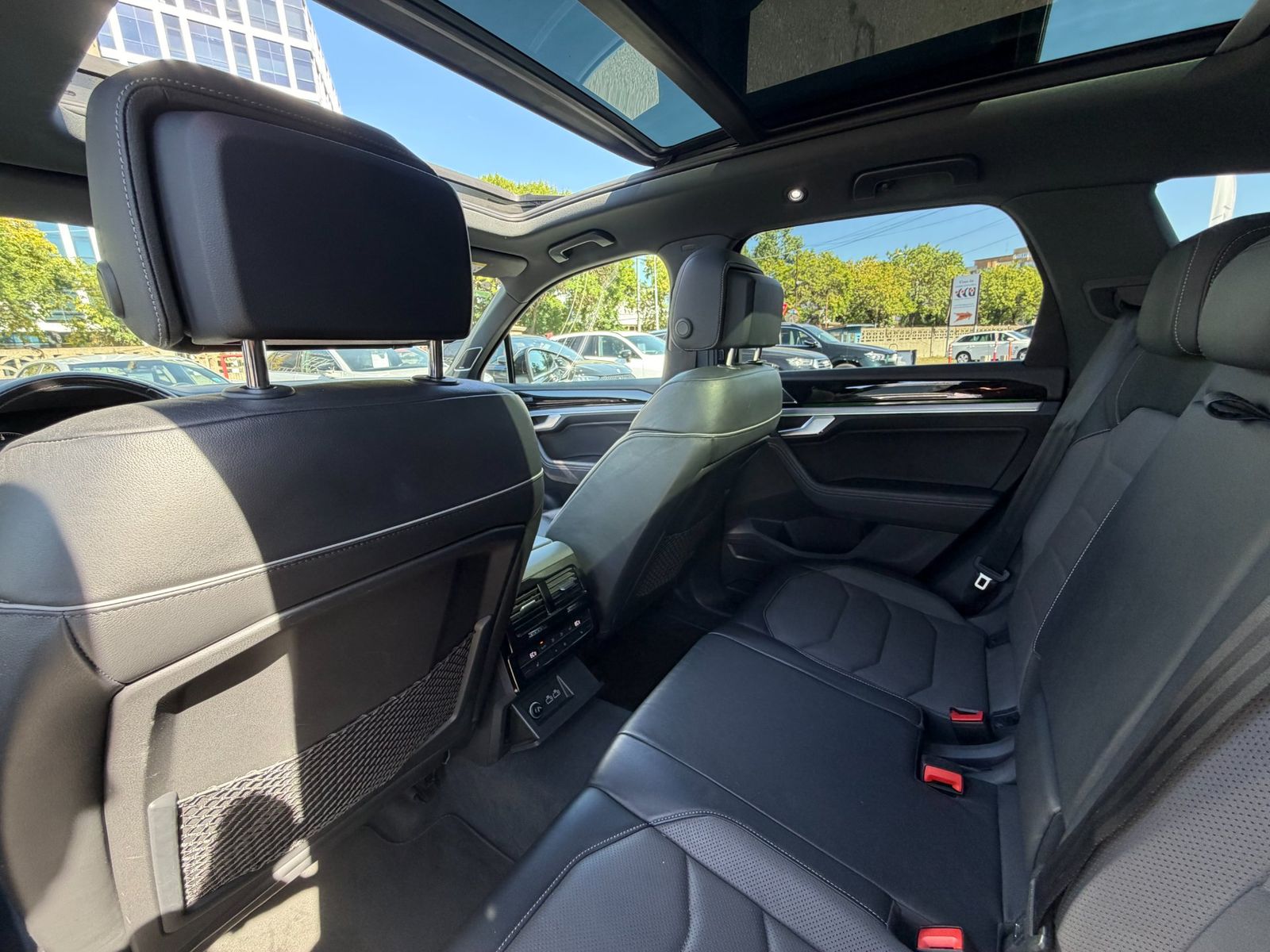 Volkswagen Touareg 2019 V6 TDI 4MOTION R-Line - foto 19