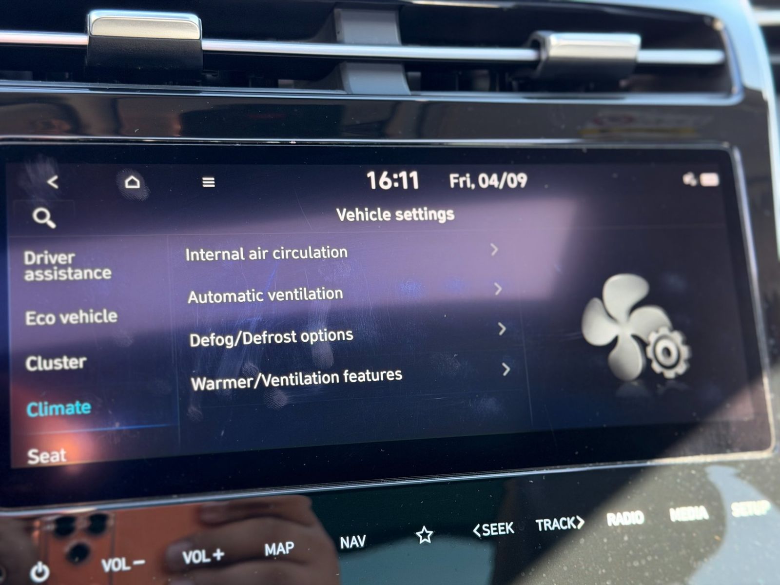 Hyundai TUCSON 2022 1.6 T-GDI 230CP Hybrid Exellence 2WD - foto 32