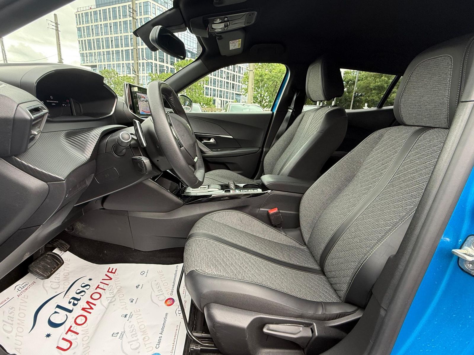 Peugeot 2008 1.2 Automat 130CP - Primul Proprietar 1.2 automat 130 CP - foto 11