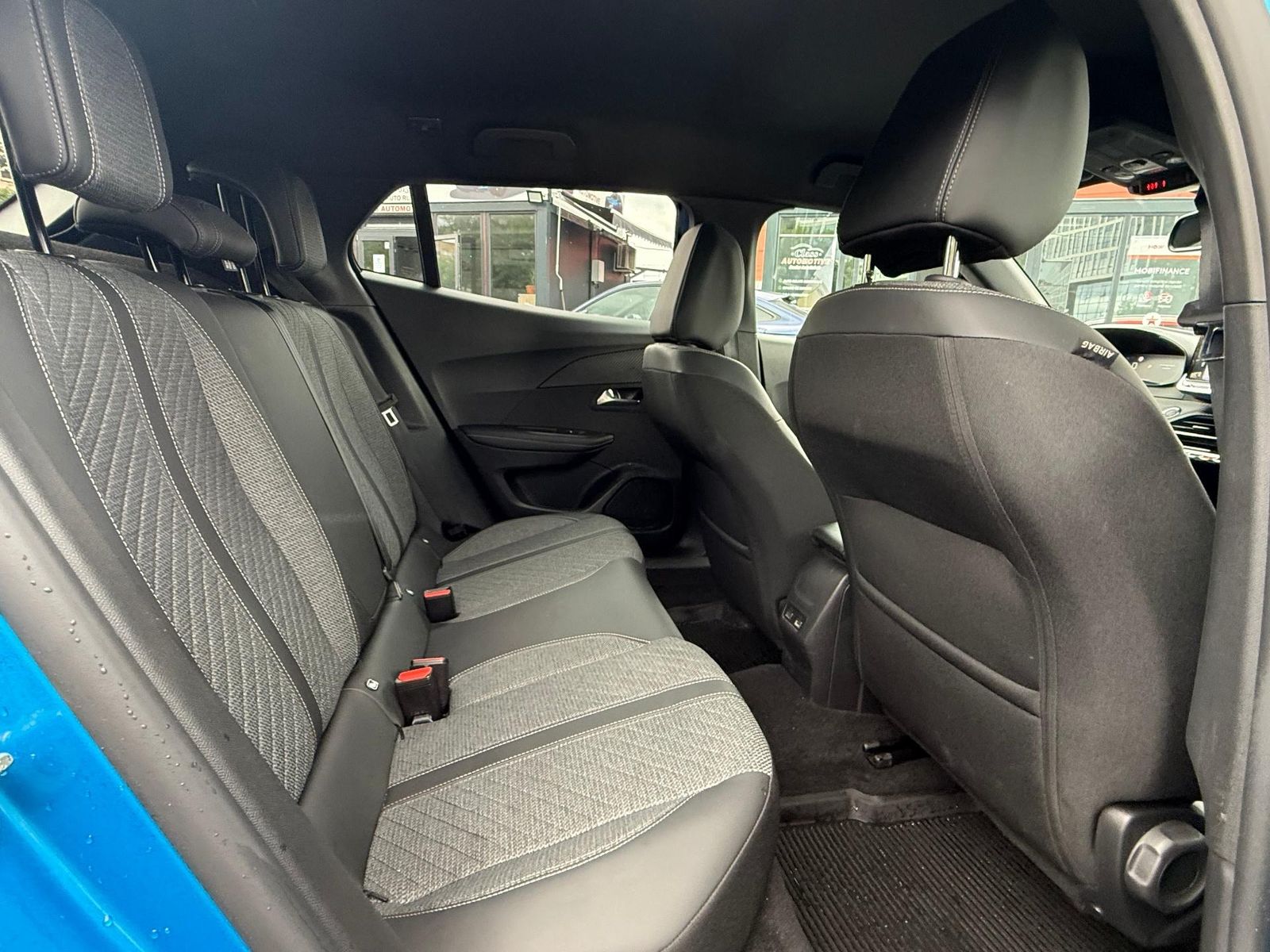 Peugeot 2008 1.2 Automat 130CP - Primul Proprietar 1.2 automat 130 CP - foto 14