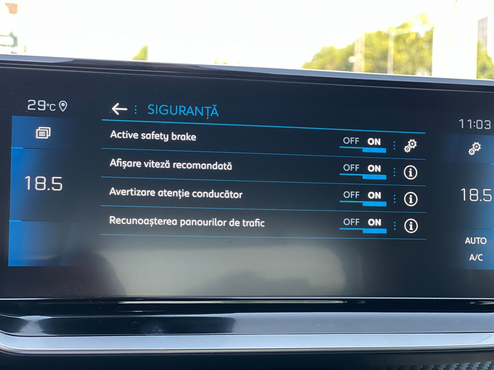 Peugeot 2008 2023 1.2L PureTech 130 S&S EAT8 Allure - foto 19