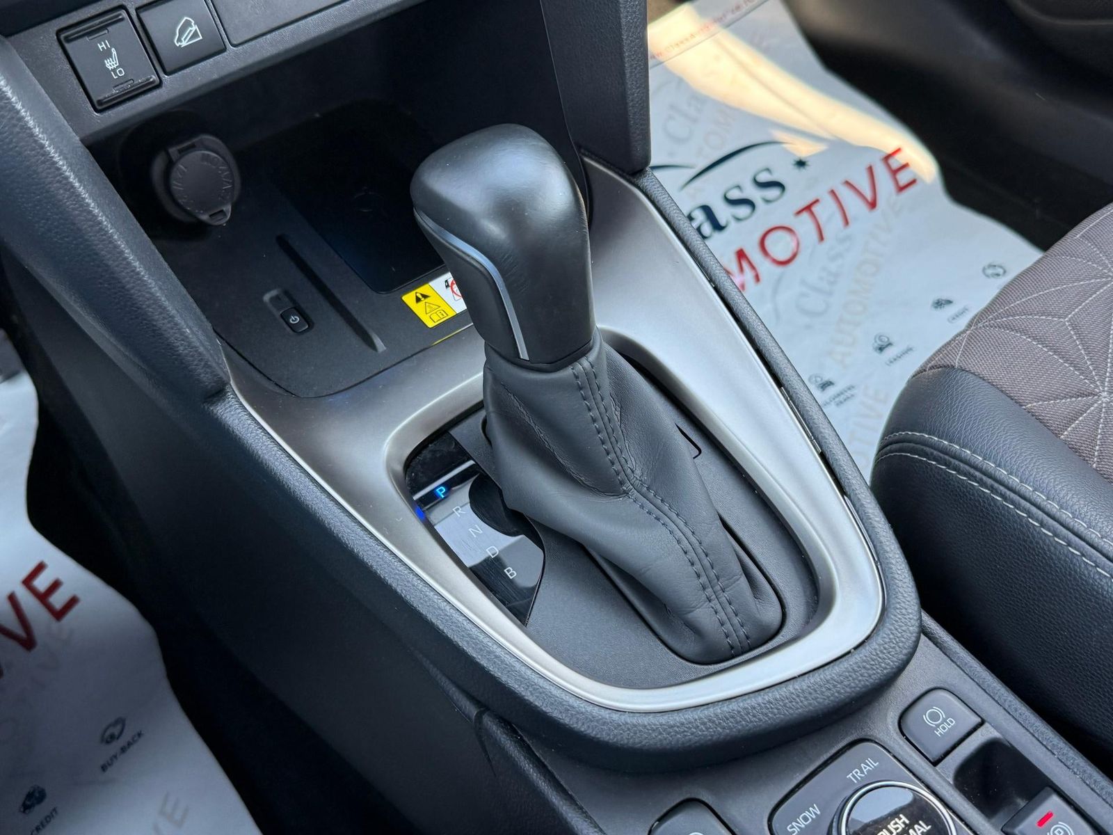 Toyota Yaris Cross 4x4 - Full Hybrid - foto 19
