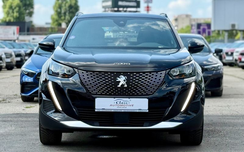 Peugeot 2008 2023 1.2 automat 130 CP Allure - foto 2