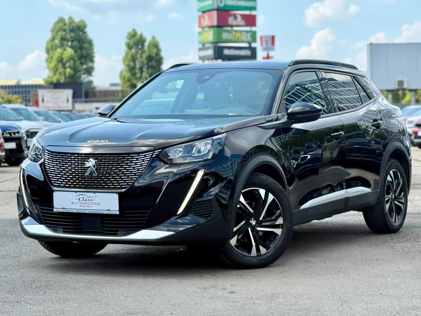 Peugeot 2008 2023 1.2 automat 130 CP Allure - foto 1