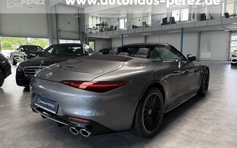 Mercedes-Benz SL 43 AMG 2025 - foto 4