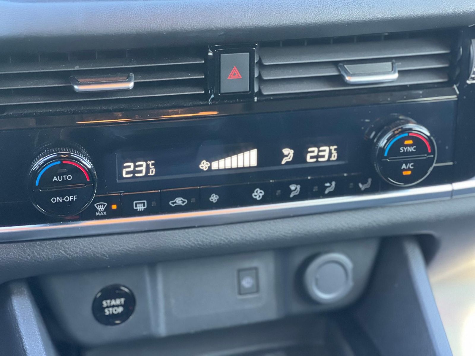 Nissan Qashqai e-POWER Full Hybrid 190ch N- Connecta - foto 16