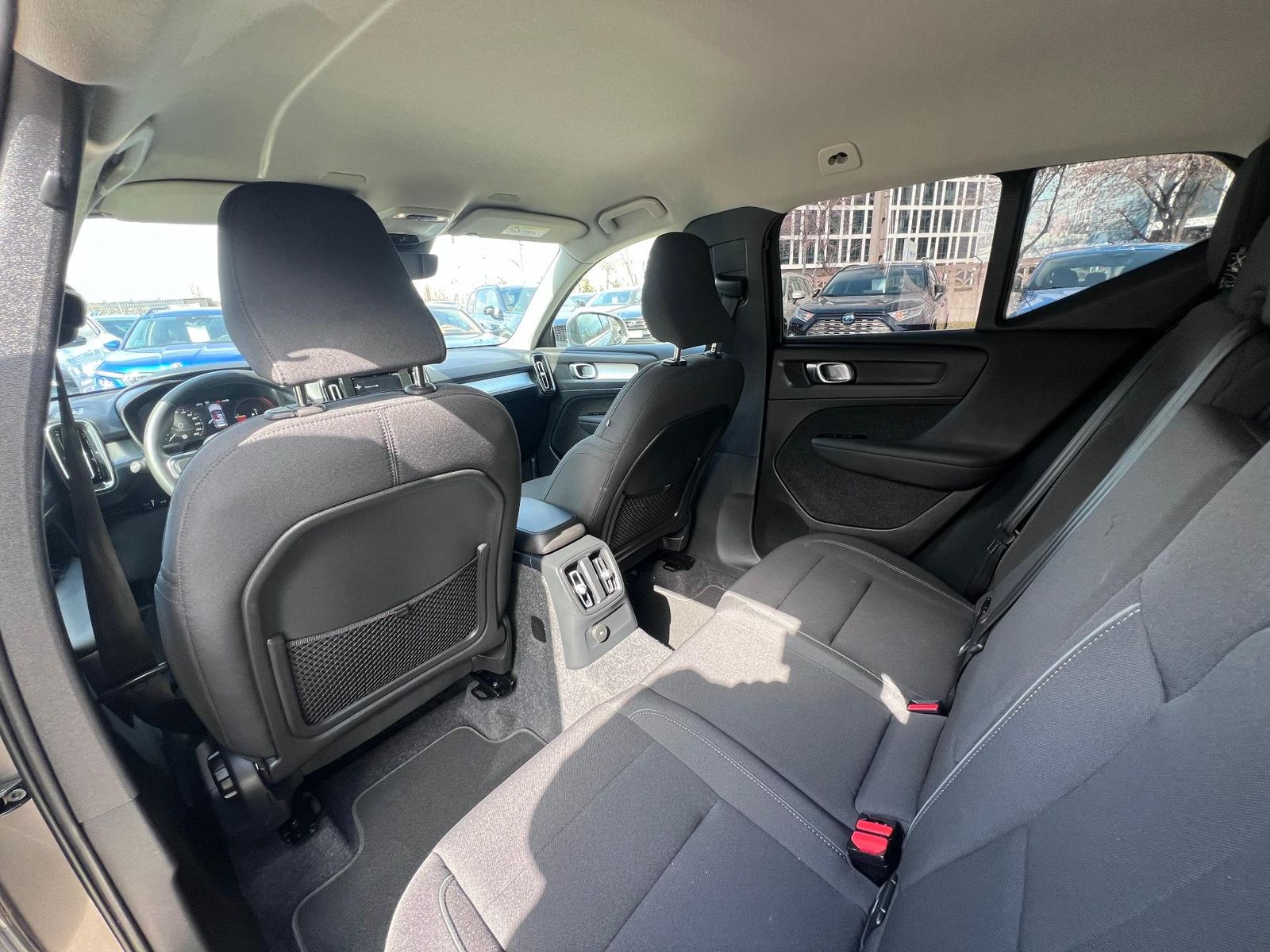 Volvo XC40 2021 Recharge T4 Twin Engine AT7 Inscription Expression - foto 22