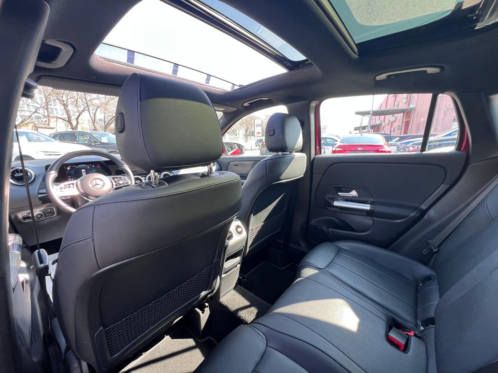 Mercedes-Benz GLA Clasa GLA 2023 200d 4Matic - foto 14