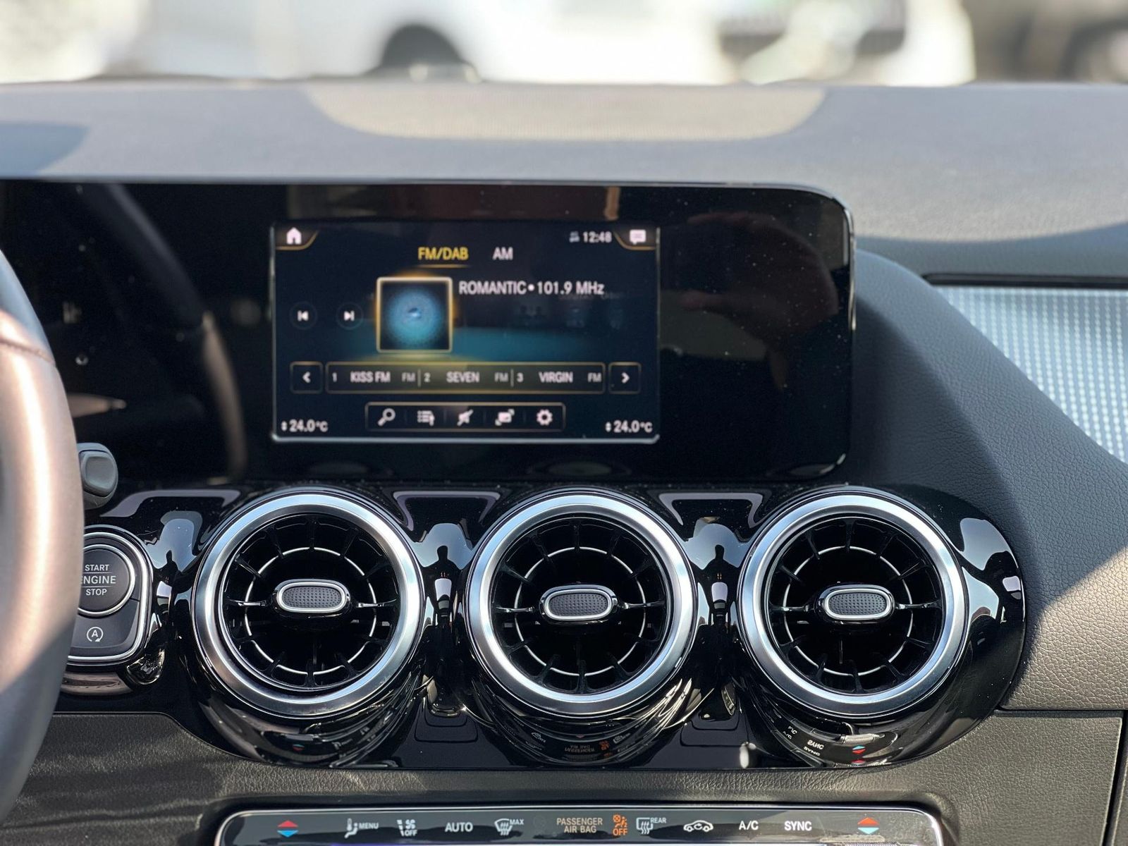 Mercedes-Benz GLA Clasa GLA 2023 200d 4Matic - foto 16