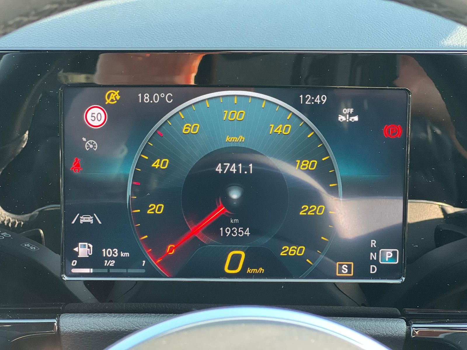 Mercedes-Benz GLA Clasa GLA 2023 200d 4Matic - foto 20