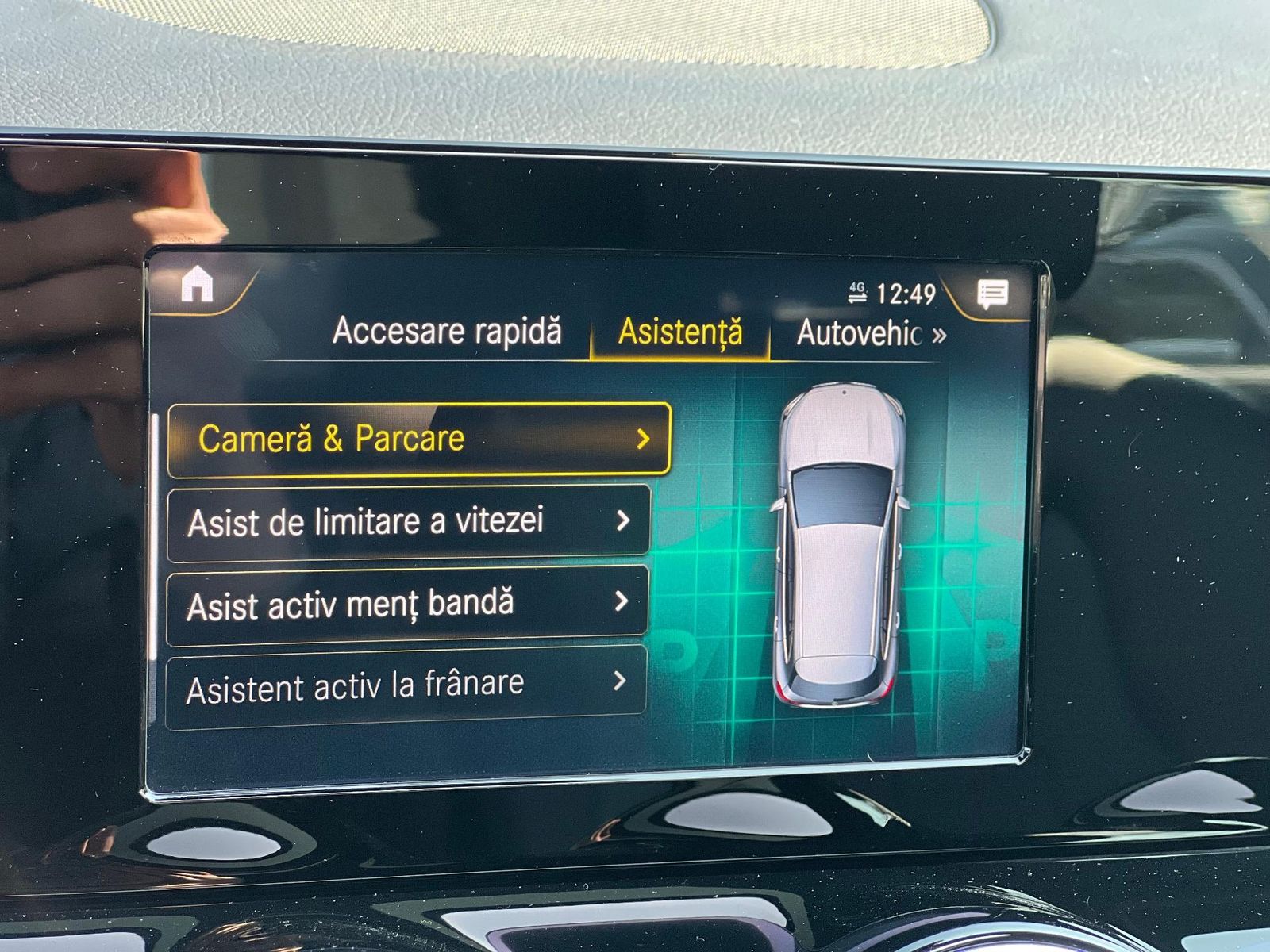Mercedes-Benz GLA Clasa GLA 2023 200d 4Matic - foto 24