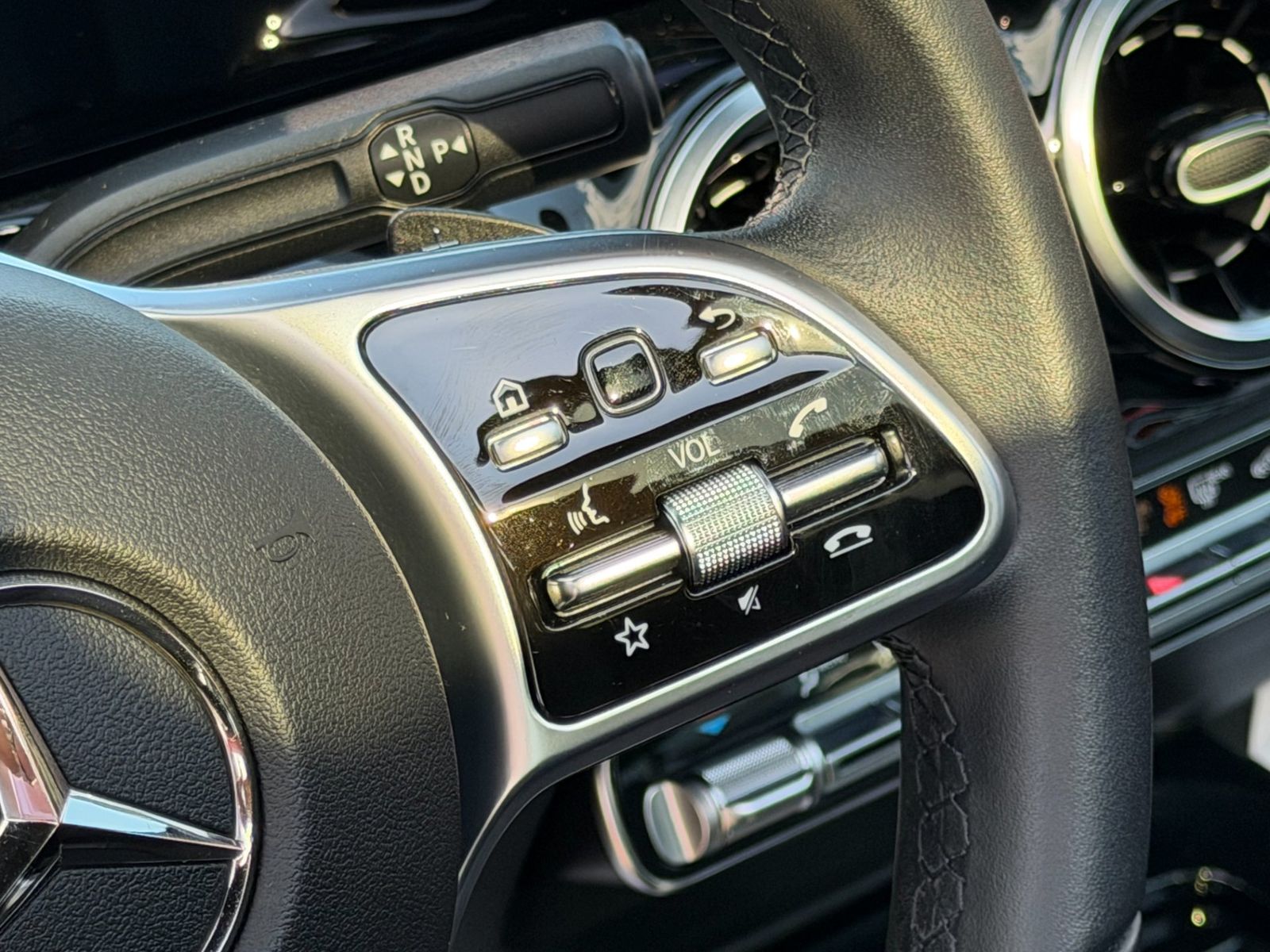 Mercedes-Benz GLA Clasa GLA 2023 200d 4Matic - foto 12