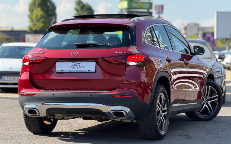 Mercedes-Benz GLA Clasa GLA 2023 200d 4Matic - foto 4
