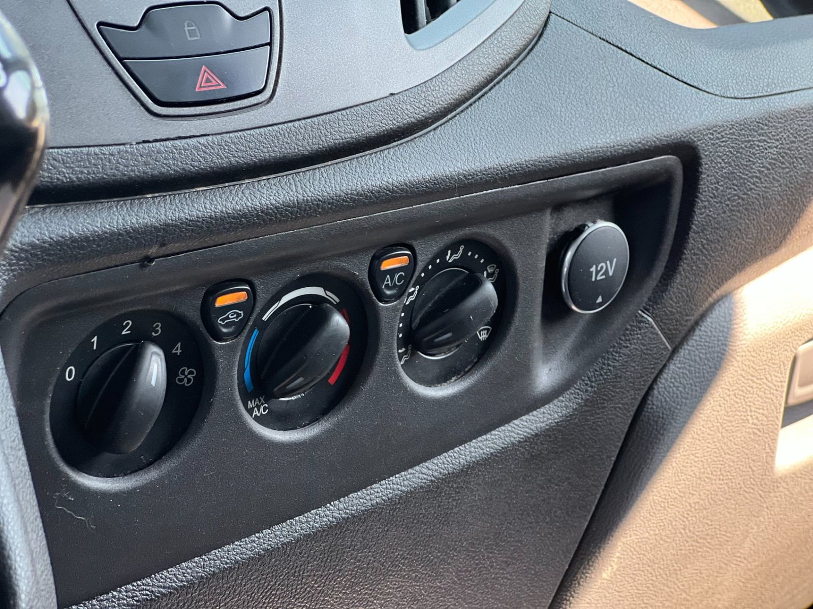 Ford Transit 2018 - foto 12