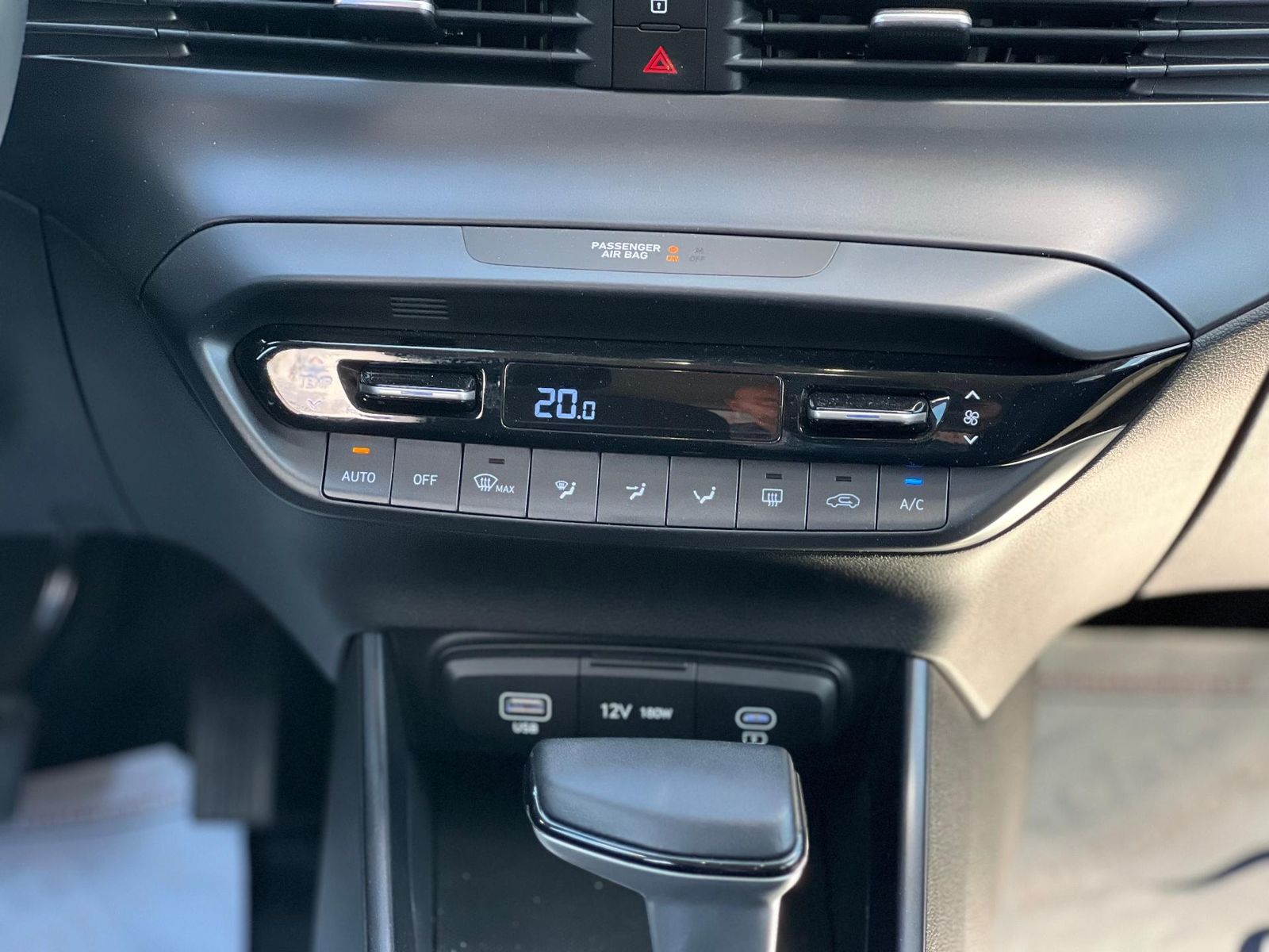 Hyundai i20 2024 1.0 l T-GDi MHEV 100CP 7DCT 5DR Led Line - foto 15