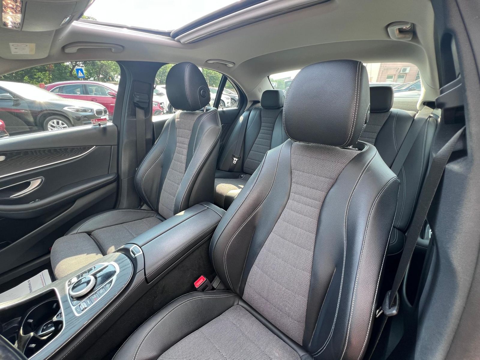 Mercedes-Benz Clasa E 2018 200 4MATIC - foto 15