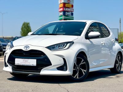 Toyota Yaris 2025 1.5 VVT-i HSD Dynamic