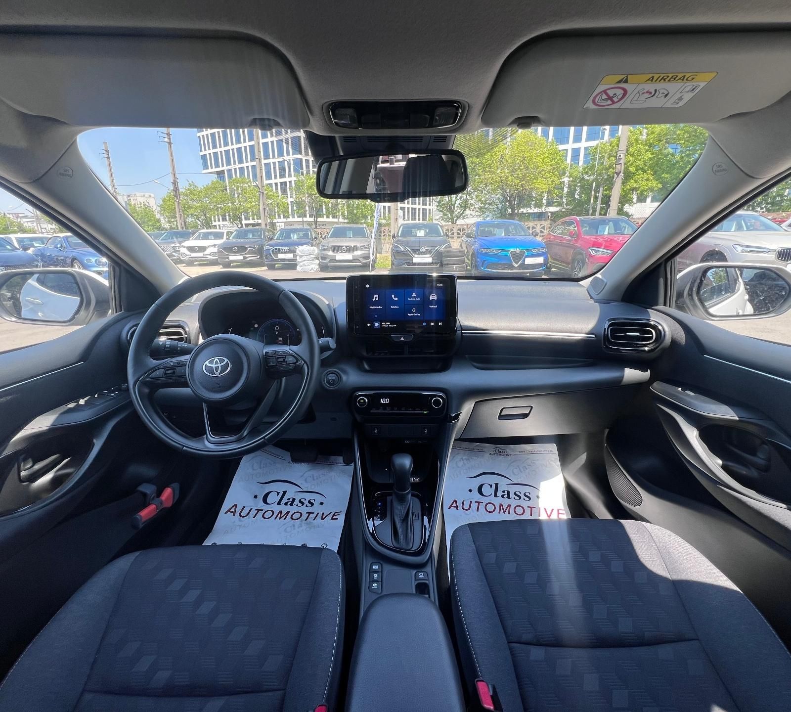 Toyota Yaris Full Hybrid - Primul Proprietar - foto 4