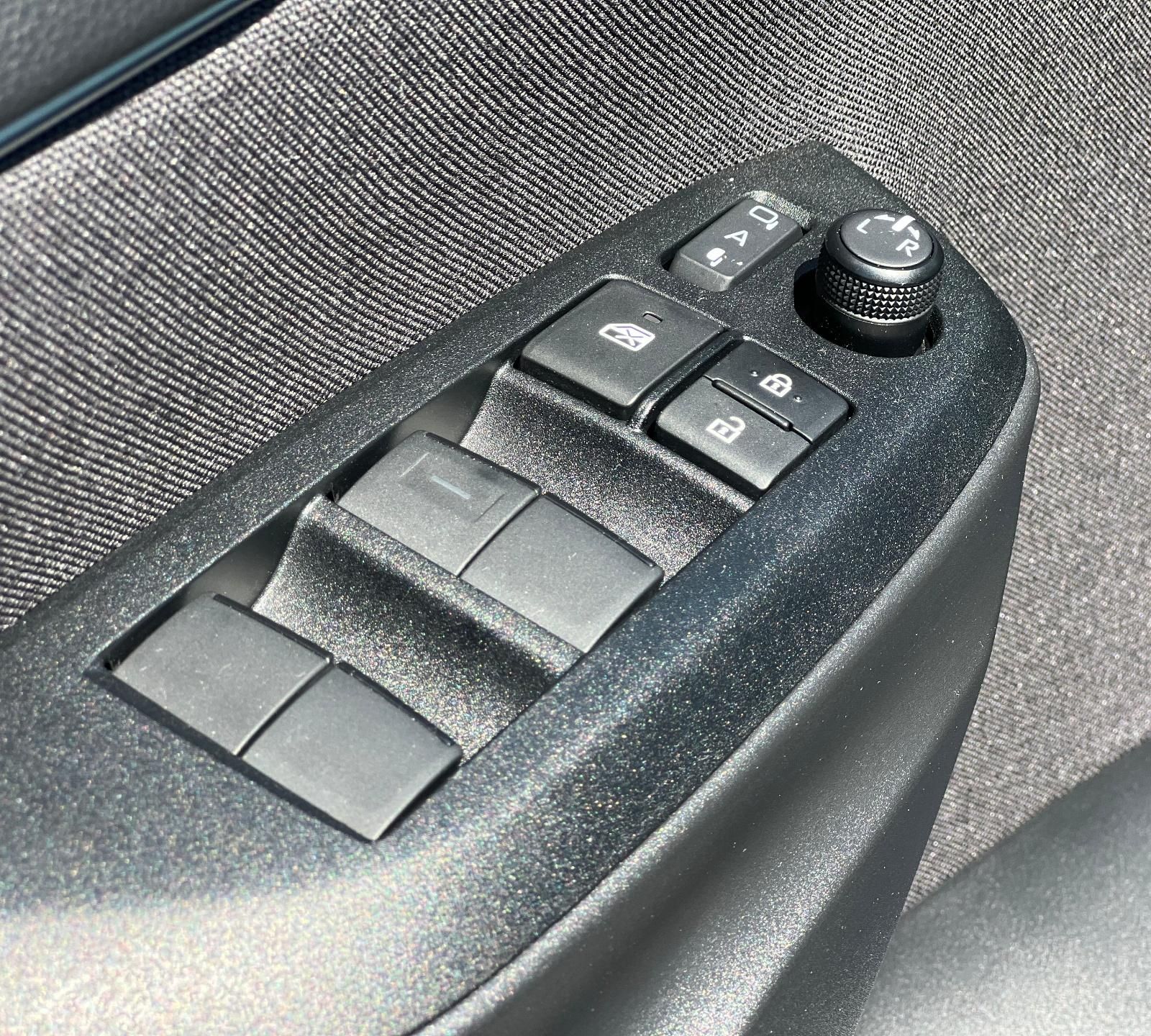 Toyota Yaris Full Hybrid - Primul Proprietar - foto 9