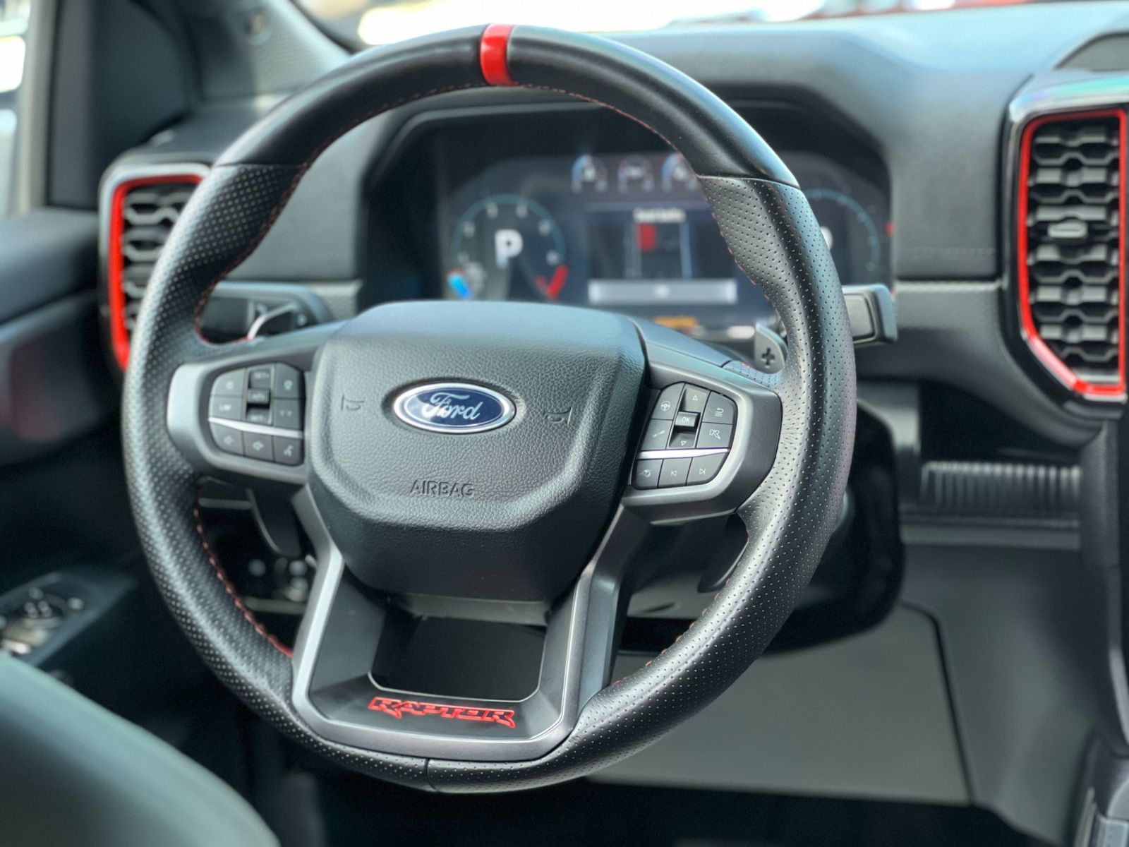 Ford Ranger 2024 3.0 EcoBoost 288 CP 4x4 Cabina Dubla Raptor Aut. - foto 16