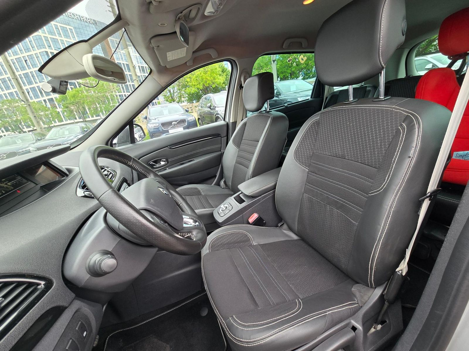 Renault Grand Scenic 2015 - foto 6