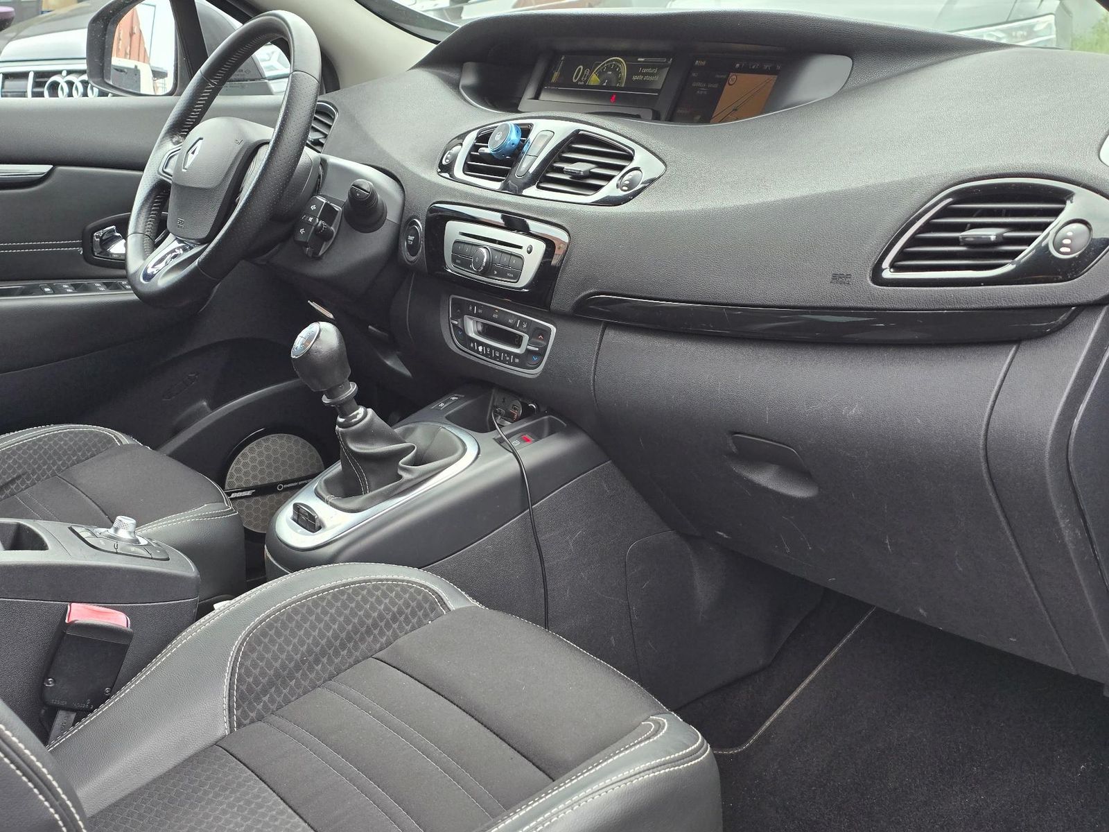 Renault Grand Scenic 2015 - foto 8