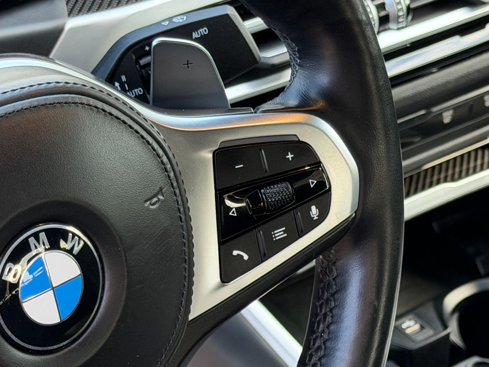 BMW Seria 3 2024 320d xDrive MHEV 190 CP - foto 27