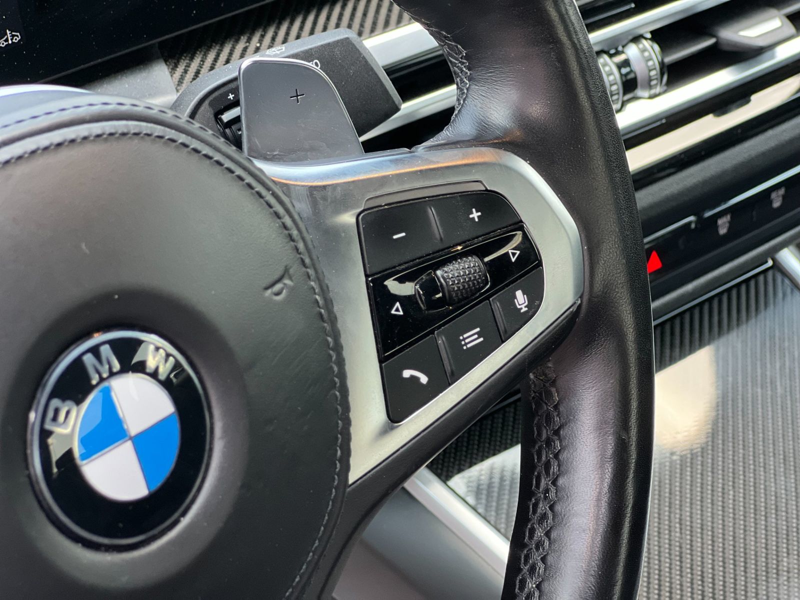BMW Seria 3 2024 320d xDrive MHEV 190 CP - foto 13